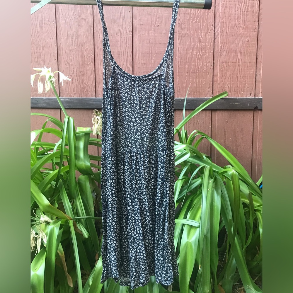 🌻2/$20 Brandy Melville Navy Blue Daisy mini dress ~ one size